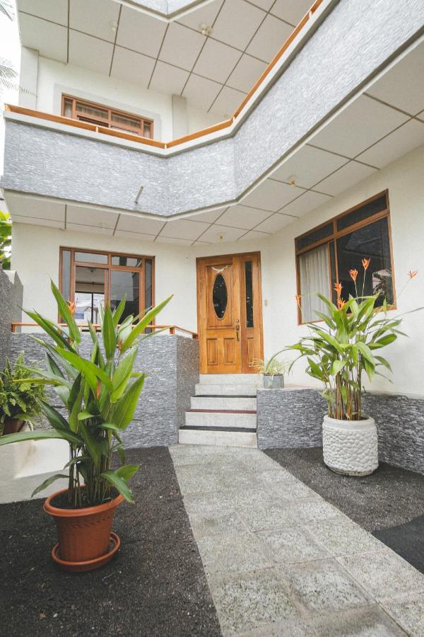 Hotel Palace Galapagos Puerto Ayora  Ngoại thất bức ảnh