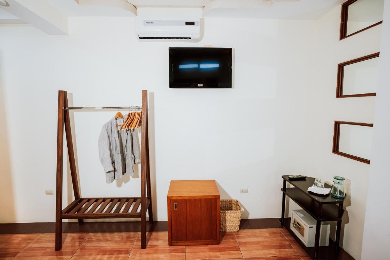 Hotel Palace Galapagos Puerto Ayora  Ngoại thất bức ảnh