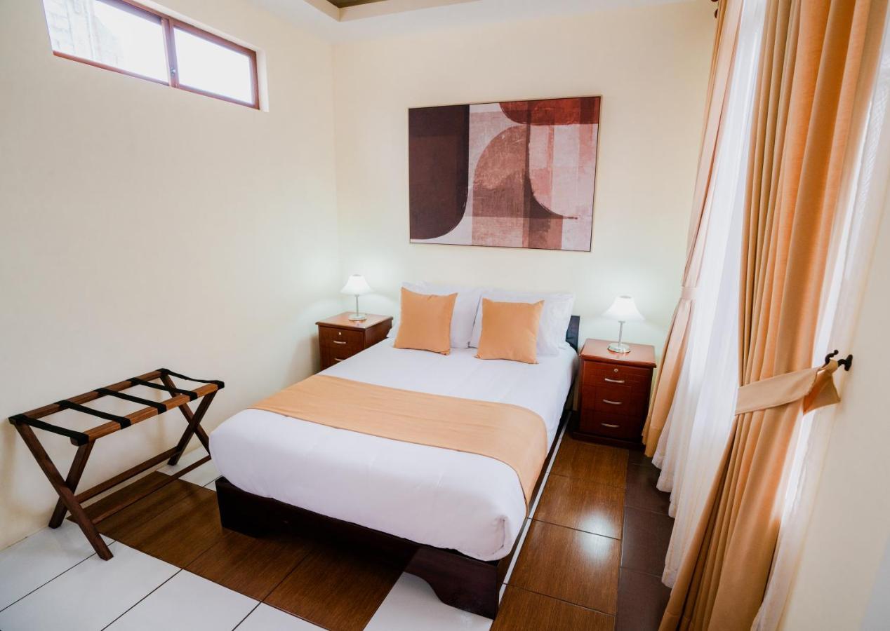 Hotel Palace Galapagos Puerto Ayora  Ngoại thất bức ảnh